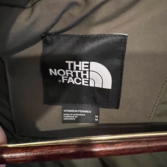 The North Face Arctic Parka. Basically like new. Worn 3 times. Amazingly warm!!! - Picture 3 of 3